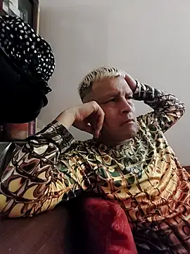 gayphotograper online show from September 13, 8:43 pm