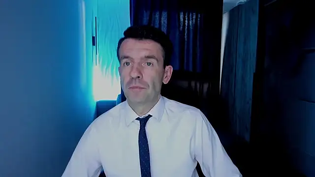 Snapshot of SteveTiger chatting on October 20, 1:15 pm SteveTiger online show from October 20, 1:15 pm