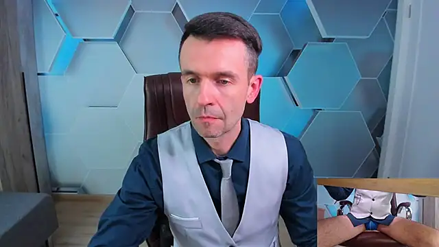 SteveTiger online show from April 22, 12:54 pm