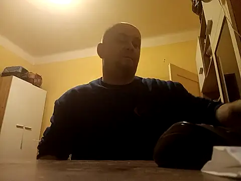 MrWhitePL online show from February 25, 5:47 pm