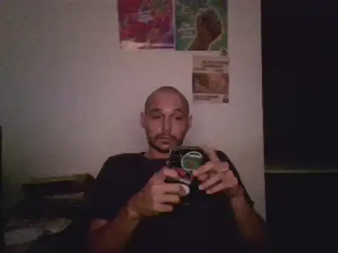 universitario-col online show from December 5, 2:42 am