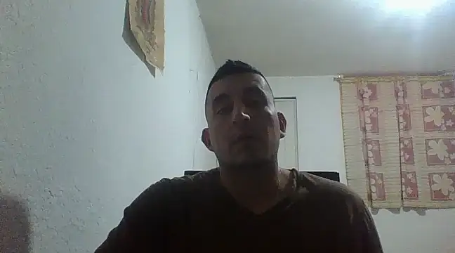 Snapshot of LvMaykel1 chatting on March 7, 6:11 pm LvMaykel1 online show from March 7, 6:11 pm