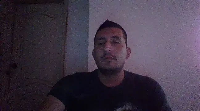 Snapshot of LvMaykel1 chatting on February 16, 9:38 pm LvMaykel1 online show from February 16, 9:38 pm