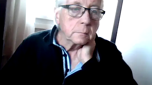 johnjohn622662 online show from May 21, 3:16 pm