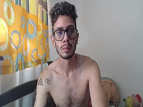 alisterxxx online show from May 7, 6:41 pm
