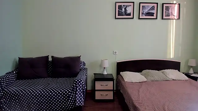 Marrymepls online show from April 23, 12:29 pm