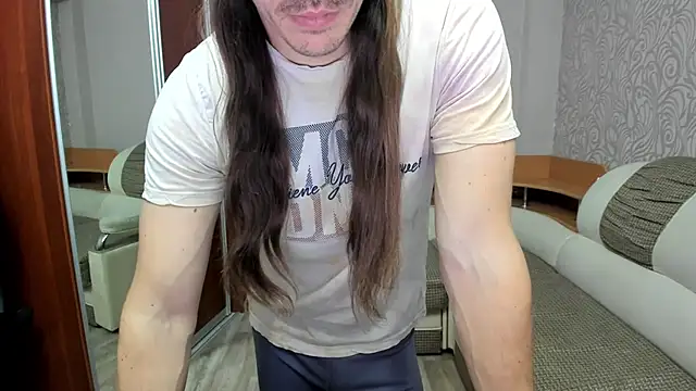 Snapshot of Marrymepls chatting on October 18, 10:04 pm Marrymepls online show from October 18, 10:04 pm