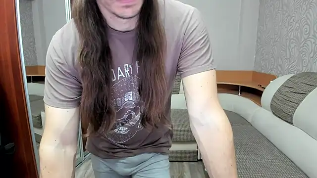 Snapshot of Marrymepls chatting on October 28, 1:41 am Marrymepls online show from October 28, 1:41 am