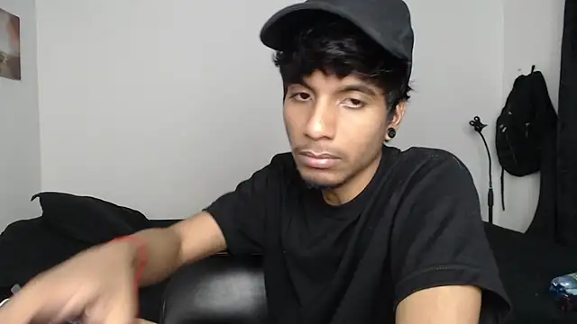 stevenosori online show from December 1, 12:46 am