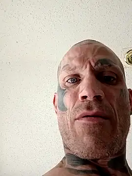 Casey884life online show from April 6, 4:52 pm