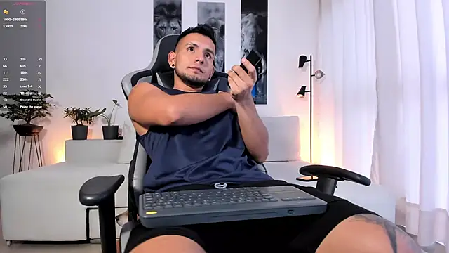 Snapshot of Stud_samu chatting on October 7, 9:41 pm Stud samu online show from October 7, 9:41 pm