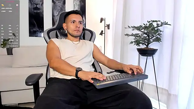 Snapshot of Stud_samu chatting on October 10, 7:40 pm Stud samu online show from October 10, 7:40 pm