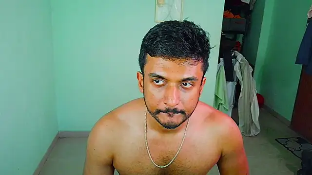 daringcutie online show from April 9, 7:03 am