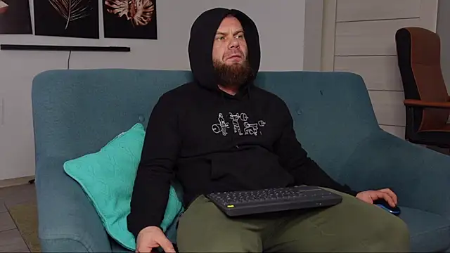 Tommy Burnz online show from March 19, 4:57 am