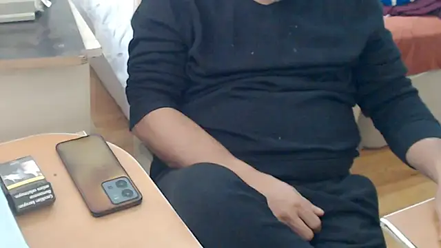 Snapshot of LiONTURK chatting on October 16, 10:34 am LiONTURK online show from October 16, 10:34 am