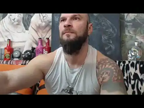 Snapshot of viking_30 chatting on December 28, 8:04 pm viking 30 online show from December 28, 8:04 pm