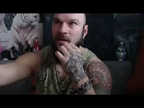Snapshot of viking_30 chatting on January 26, 7:42 am viking 30 online show from January 26, 7:42 am