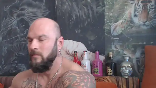 Snapshot of viking_30 chatting on October 20, 9:57 am viking 30 online show from October 20, 9:57 am