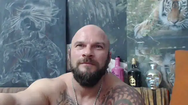 Snapshot of viking_30 chatting on October 25, 7:04 pm viking 30 online show from October 25, 7:04 pm