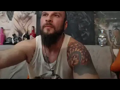 Snapshot of viking_30 chatting on February 22, 7:10 pm viking 30 online show from February 22, 7:10 pm