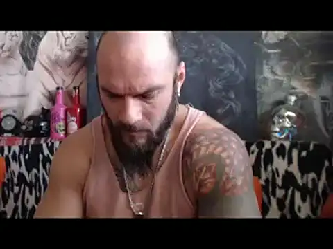 Snapshot of viking_30 chatting on December 14, 7:29 am viking 30 online show from December 14, 7:29 am