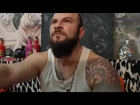 Snapshot of viking_30 chatting on December 22, 8:14 pm viking 30 online show from December 22, 8:14 pm