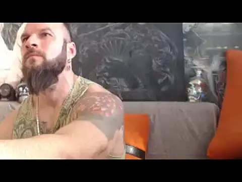Snapshot of viking_30 chatting on January 9, 1:35 pm viking 30 online show from January 9, 1:35 pm