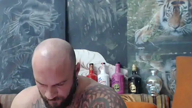 Snapshot of viking_30 chatting on October 30, 5:03 pm viking 30 online show from October 30, 5:03 pm