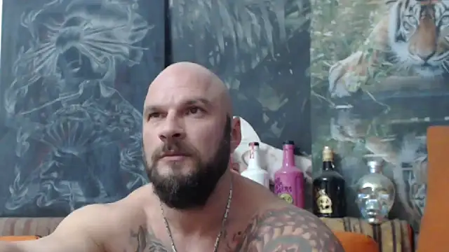 Snapshot of viking_30 chatting on October 23, 6:55 pm viking 30 online show from October 23, 6:55 pm