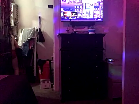 Jcharlesnew69xh online show from November 9, 2:48 am