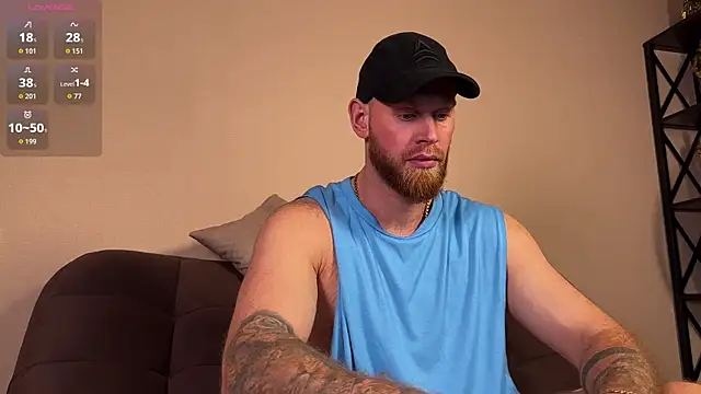 Snapshot of Xxx_______Xxx chatting on October 14, 6:59 pm Xxx Xxx online show from October 14, 6:59 pm