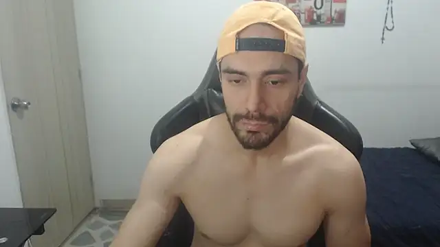 samuelgarcia  online show from April 19, 8:36 am