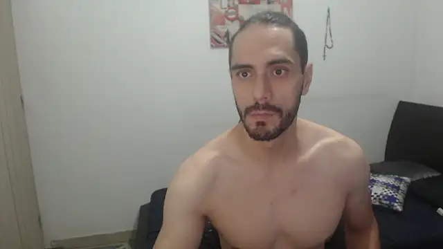 Snapshot of samuelgarcia_ chatting on September 13, 9:54 am samuelgarcia online show from September 13, 9:54 am