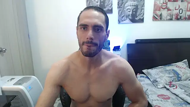 Snapshot of samuelgarcia_ chatting on January 5, 5:09 pm samuelgarcia online show from January 5, 5:09 pm