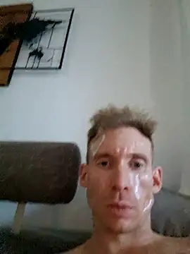 Intense 1337 online show from October 19, 3:26 pm