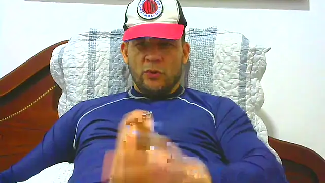 altenori112 online show from April 26, 2:31 am