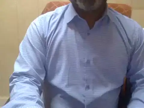 Snapshot of hairymaster95 chatting on January 2, 3:58 am hairymaster95 online show from January 2, 3:58 am