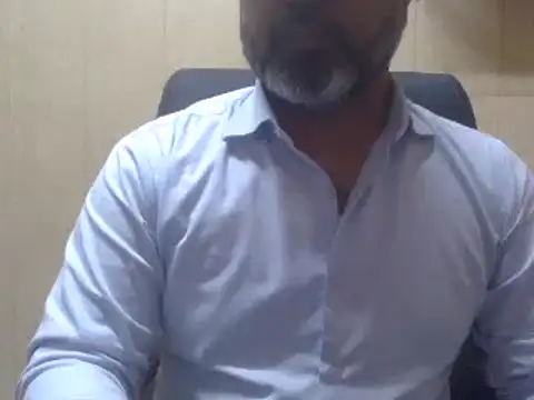 Snapshot of hairymaster95 chatting on January 21, 4:11 am hairymaster95 online show from January 21, 4:11 am