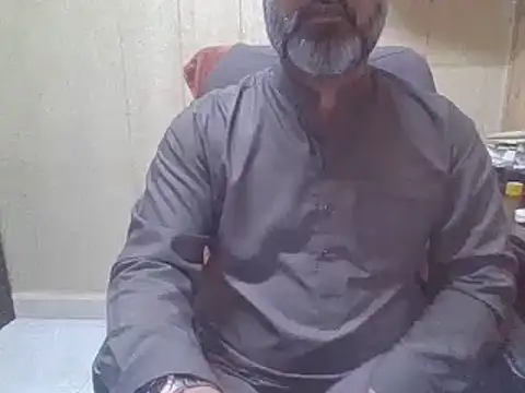 hairymaster95 online show from April 25, 4:26 am