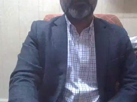 Snapshot of hairymaster95 chatting on December 12, 4:15 am hairymaster95 online show from December 12, 4:15 am