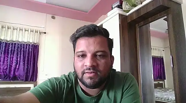 Snapshot of dhruv_love chatting on February 7, 4:16 am dhruv love online show from February 7, 4:16 am