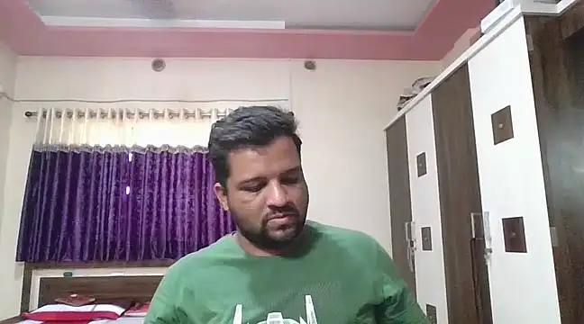 Snapshot of dhruv_love chatting on March 1, 7:53 am dhruv love online show from March 1, 7:53 am
