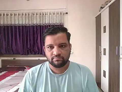 Snapshot of dhruv_love chatting on September 23, 4:23 am dhruv love online show from September 23, 4:23 am