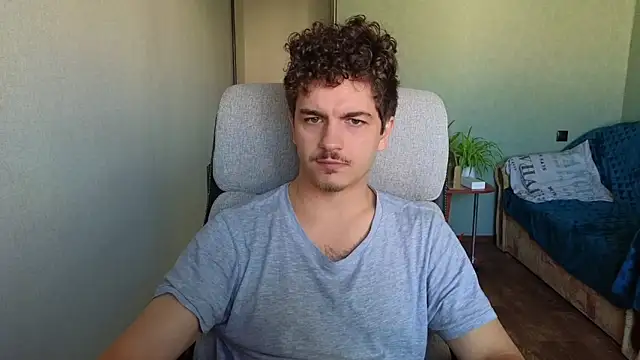 Remy Miles online show from October 23, 6:28 am