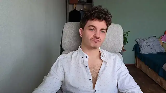 Remy Miles online show from March 27, 8:26 am