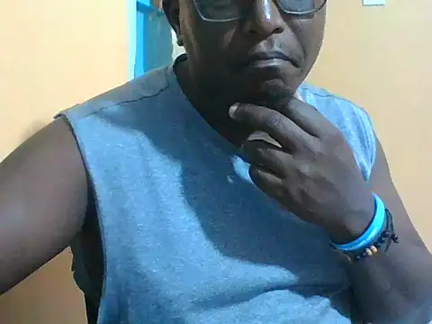 honeyswit online show from May 12, 9:12 pm
