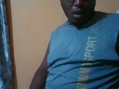 Snapshot of honeyswit chatting on October 20, 8:13 pm honeyswit online show from October 20, 8:13 pm