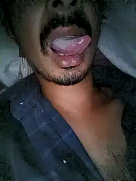 dreamtoungelick69 online show from May 10, 12:34 am