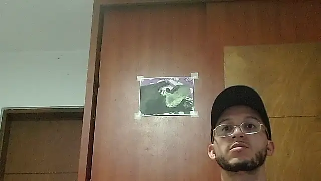 MarcusMilarc online show from May 3, 11:18 pm