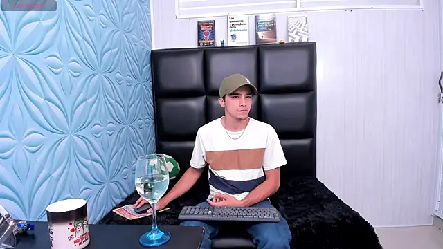 Bad Boy 21  online show from February 15, 5:13 am